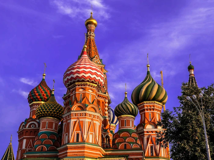 Formation apprendre le russe en ligne avec e-cademy.fr au meilleur tarif. Cours de russe mandarin en ligne.